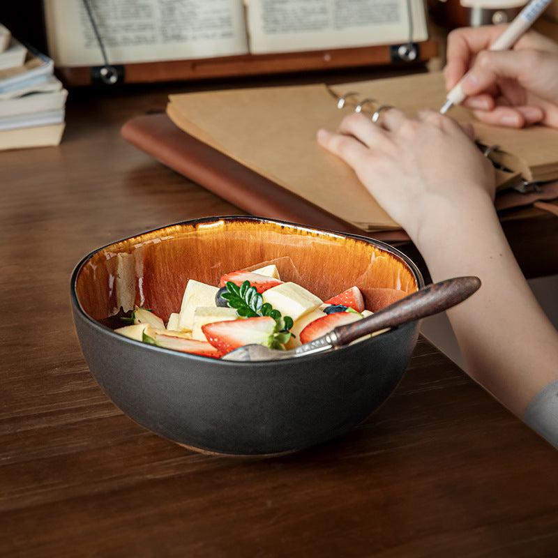 Curved Noodle Bowl