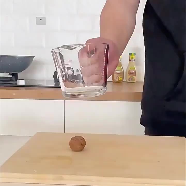 Glass Measuring Cup