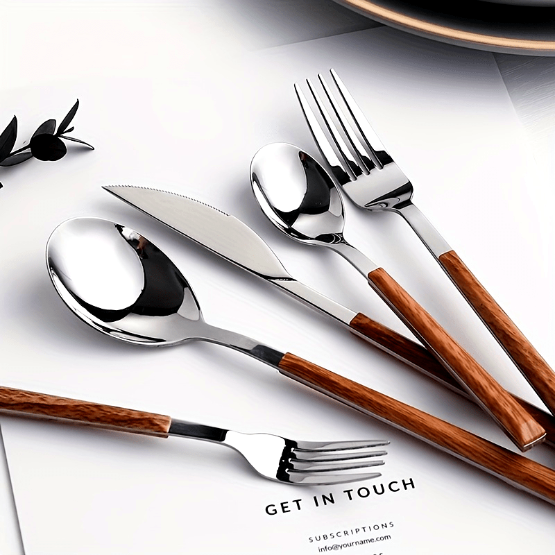 40-Piece Cutlery Set