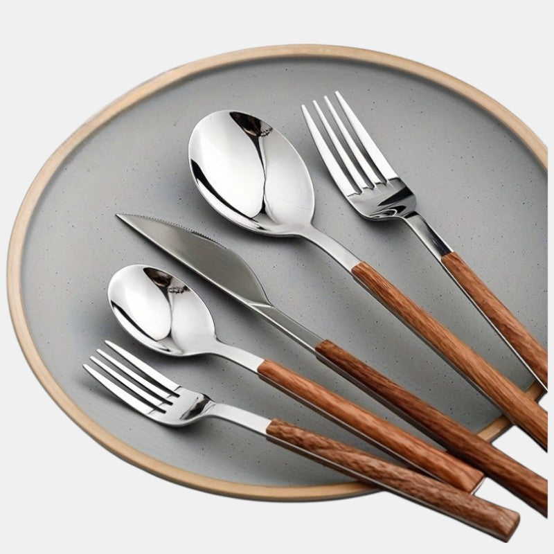 40-Piece Cutlery Set